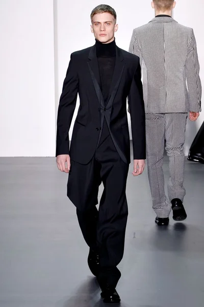 Look 38